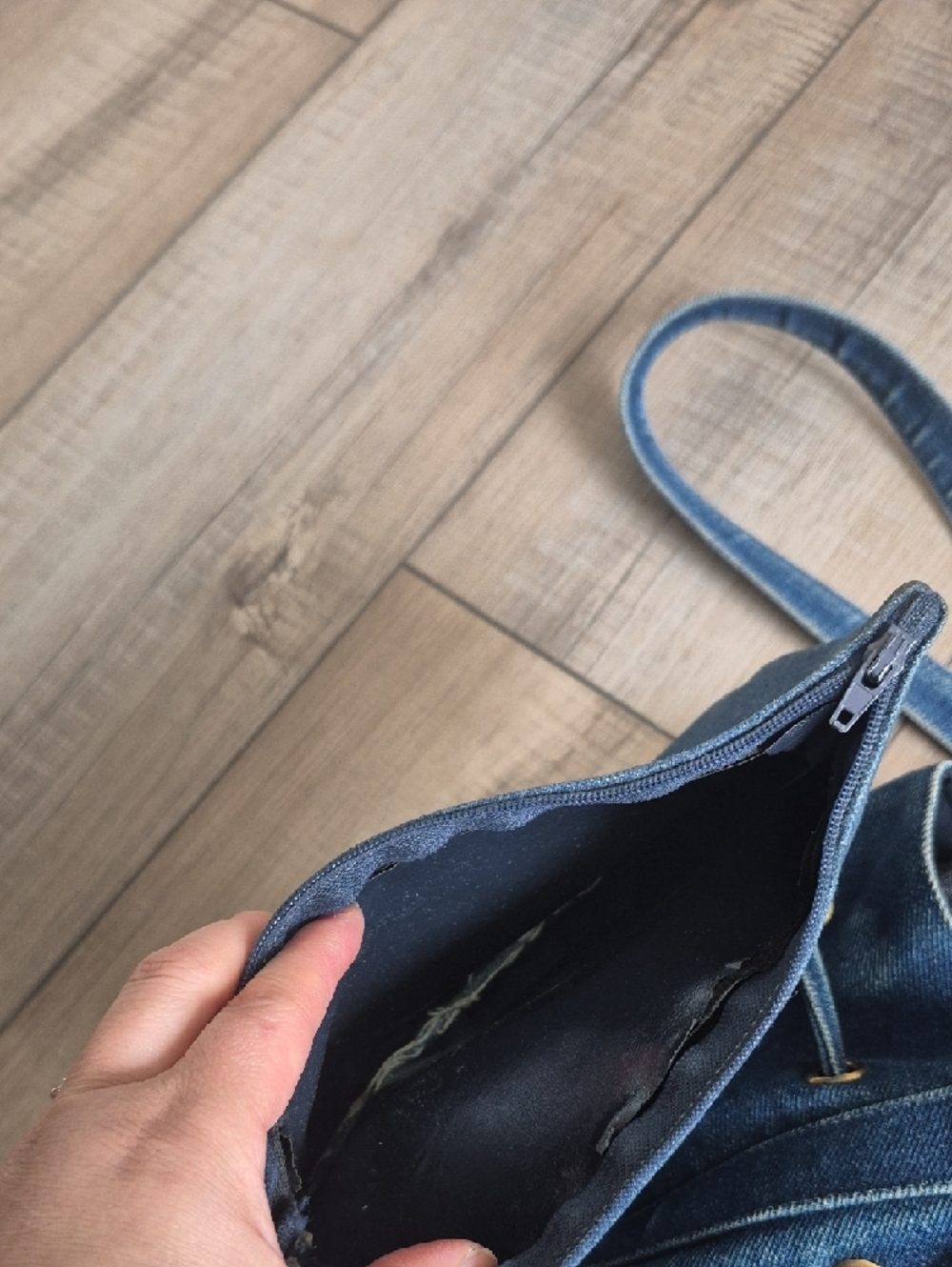 Sepcoeur Paris Denim Bucket Drawstring Bucket Bag with Heart Studs - Blue - Picture 7 of 15
